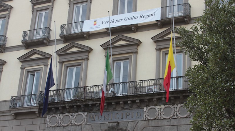 Copia di bandiere a mezz'asta 1