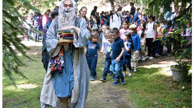 Artù e Merlino di Giovanna Facciolo - produzione "I Teatrini 2016"