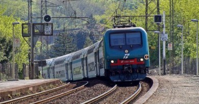 Treno-Trenitalia-e1464253450315