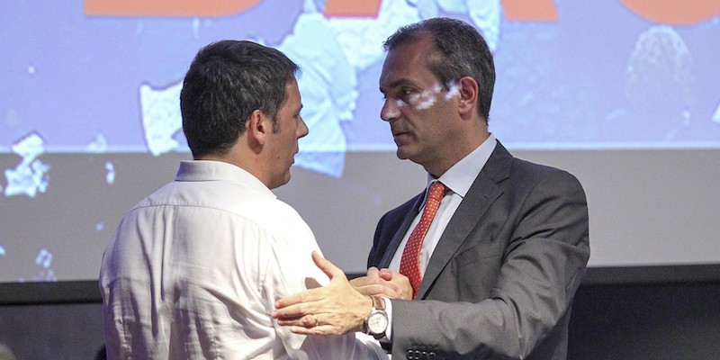 Napoli - Il Presidente Del Consiglio Matteo Renzi a Città Della Scienza per la firma del protocollo di intesa per il rilancio di Bagnoli e la ricostruzione di Città Della Scienza. Nella foto: il Presidente Renzi con il sindaco de Magistris