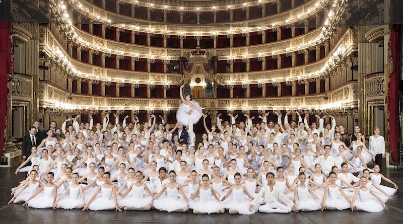 Scuola di ballo 2016 ridotta_foto Francesco Squeglia_DSC1467