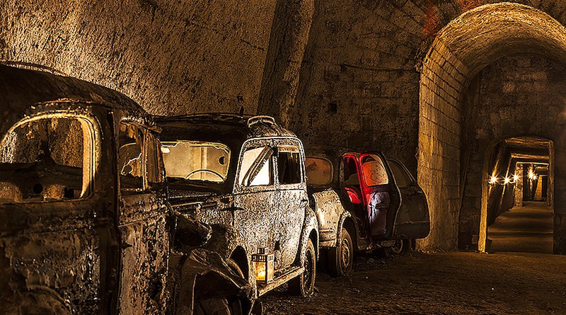 Italy, Naples: Tunnel Borbonico, down under the surface