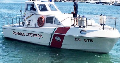 Bagnino assente, sanzionati 3 stabilimenti balneari a Ischia