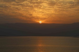 Tramonto sul Mar Morto