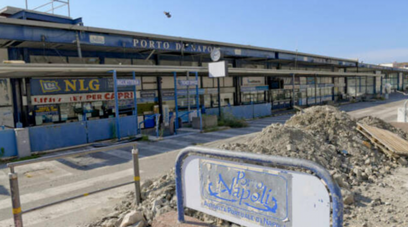 Molo Beverello