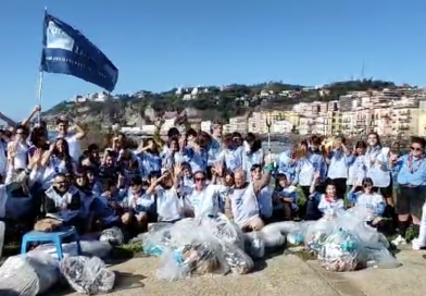 Spiaggia pulita a Pozzuoli