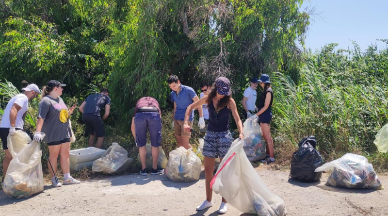Pozzuoli, torna l’Aperimunnezza a Licola Mare