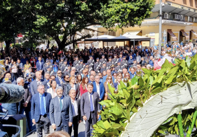Onore ai caduti, Napoli celebra la Liberazione
