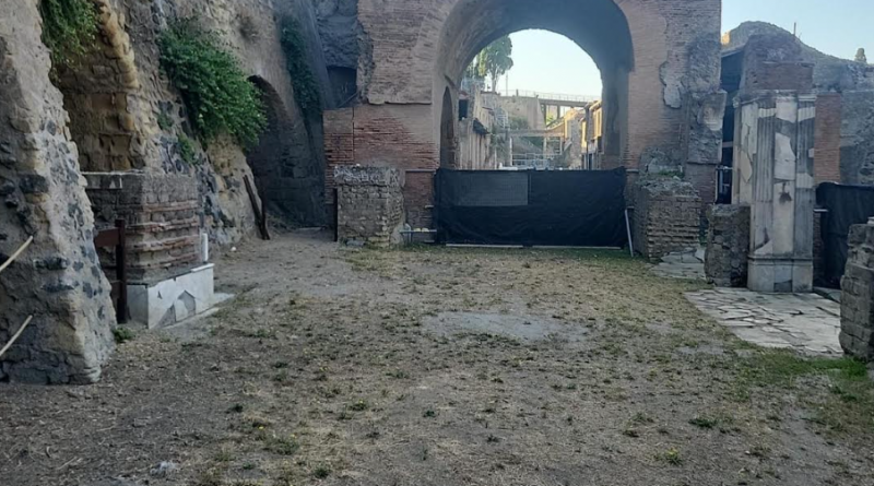 Ercolano, dopo 20 anni riapre il Calcidico